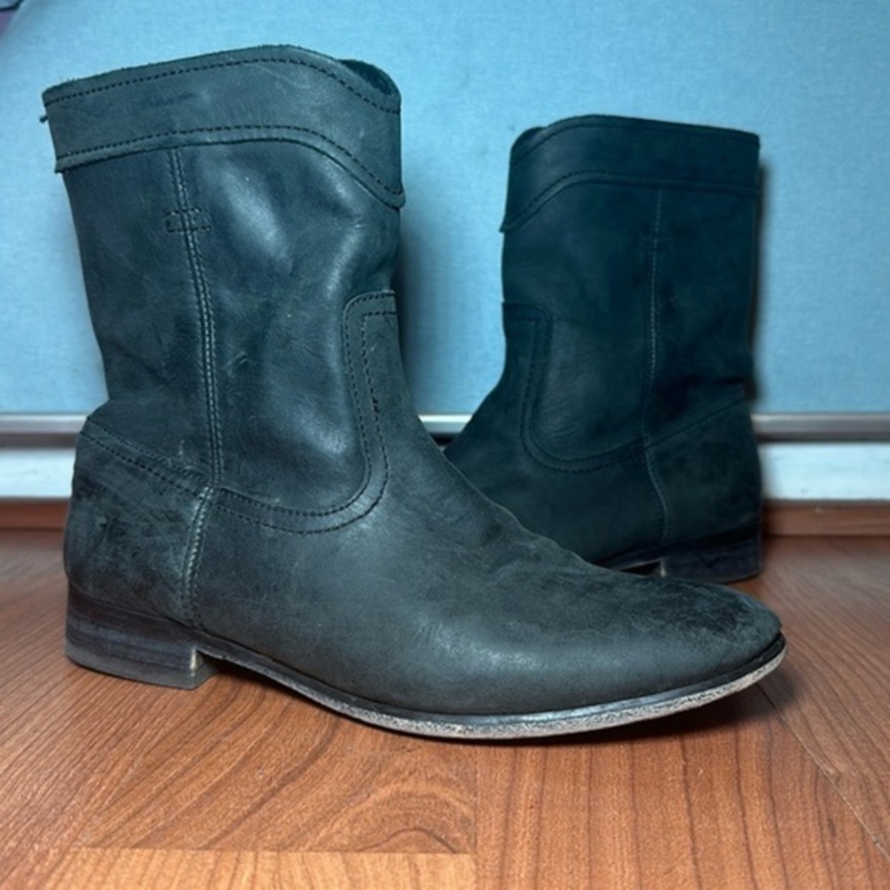 Frye Black Suede Boot Womens 8 B Cara Roper Short size 7.5